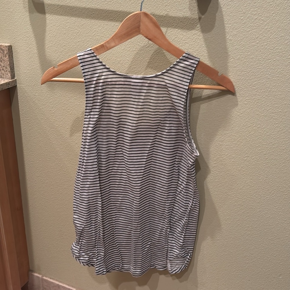 H and M Striped Sleeveless tank top - Black and White - Picture 8 of 8